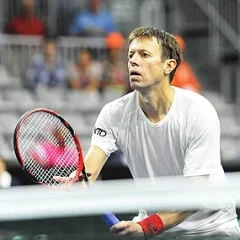 Daniel Nestor height profile photo