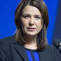 Danielle Smith height profile photo