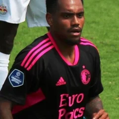 Danilo (footballer, born 1999) height profile photo