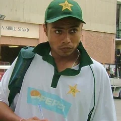 Danish Kaneria height profile photo