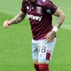 Danny Ings height profile photo