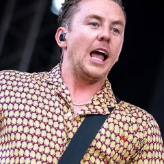 Danny Jones height profile photo