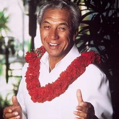 Danny Kaleikini height profile photo