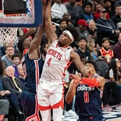 Danuel House Jr. height profile photo