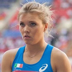 Dariya Derkach height profile photo