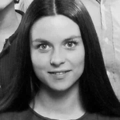 Darleen Carr height profile photo