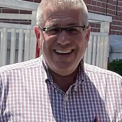 Darren Bailey height profile photo
