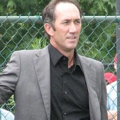 Darren Cahill height profile photo