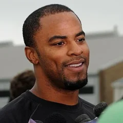 Darren Sharper height profile photo