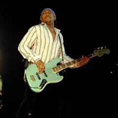 Darryl Jones height profile photo