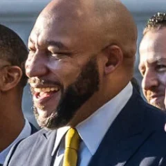 Darvin Ham height profile photo