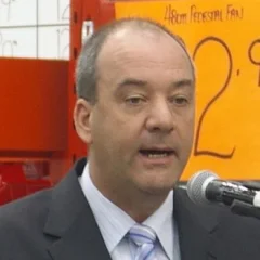 Daryl Maguire height profile photo