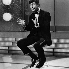 Dave Allen (comedian) height profile photo