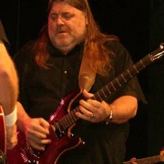 Dave Hlubek height profile photo