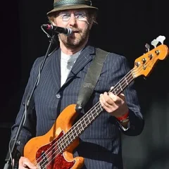 Dave Peacock (musician) height profile photo