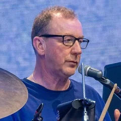 Dave Rowntree height profile photo