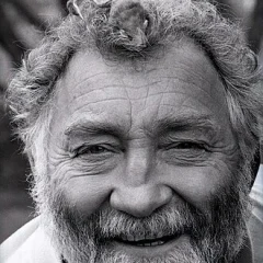 David Bellamy height profile photo