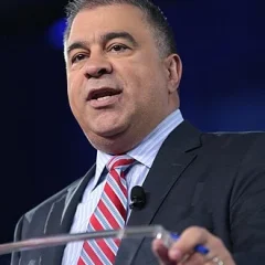 David Bossie height profile photo
