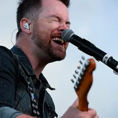 David Cook (singer) height profile photo