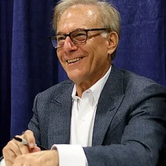 David Ignatius height profile photo