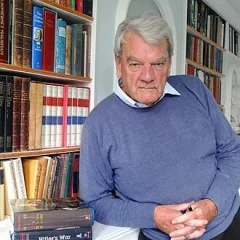 David Irving height profile photo