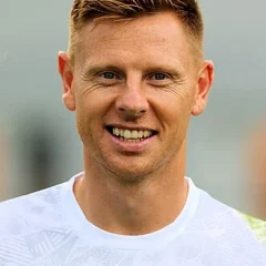 David Martin (footballer, born 1986) height profile photo