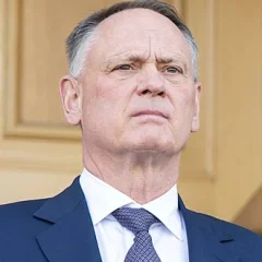 David McGuinty height profile photo