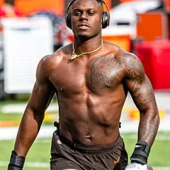 David Njoku height profile photo