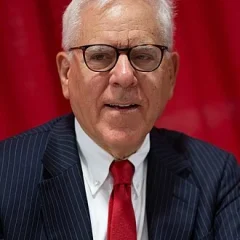 David Rubenstein height profile photo