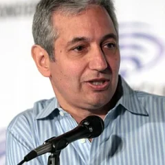 David Shore height profile photo