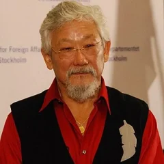 David Suzuki height profile photo