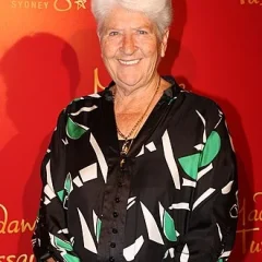 Dawn Fraser height profile photo