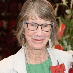 Dawn McMillan height profile photo