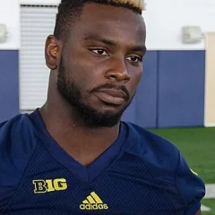 De'Veon Smith height profile photo