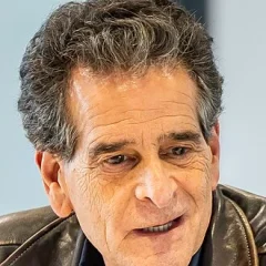Dean Kamen height profile photo
