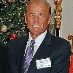 Dean Metropoulos height profile photo