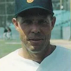 Dean Treanor height profile photo