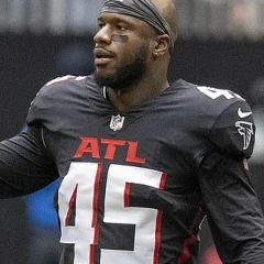 Deion Jones height profile photo
