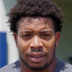 DeMarcus Walker height profile photo