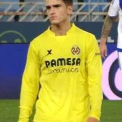 Denis Suárez height profile photo