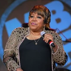 Denise LaSalle height profile photo