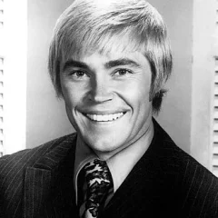 Dennis Cole height profile photo