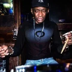 Dennis Davis height profile photo