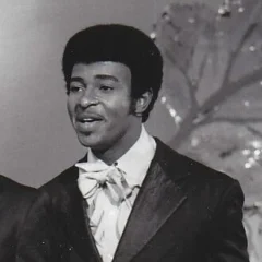 Dennis Edwards height profile photo