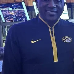 Dennis Gates height profile photo