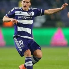 Dennis Praet height profile photo