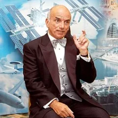 Dennis Tito height profile photo