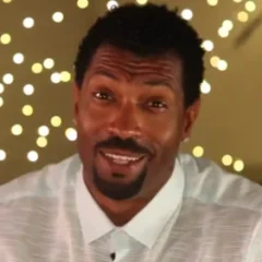 Deon Cole height profile photo