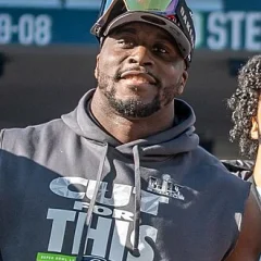 Derick Hall height profile photo