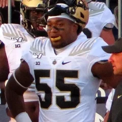 Derrick Barnes (American football) height profile photo
